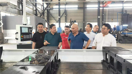 道縣:李天明前往園區企業開展&ldquo;學史力行--為民辦實事&rdquo;暨&ldquo;雙過半&rdquo;調研活動