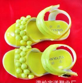 【2012新款溫嶺工廠批發(fā)大童鞋女童涼鞋公主鞋韓版平底】圖片,海量精選高清圖片庫_溫嶺宇洋鞋業(yè)廠-中國網庫
